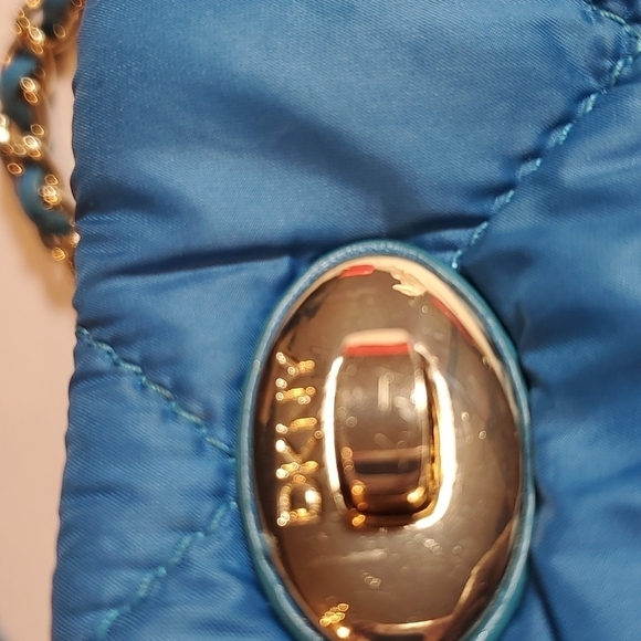 Vintage Crossbody DKNY Quilted Chain Clutch Baguette - Picture 4 of 12